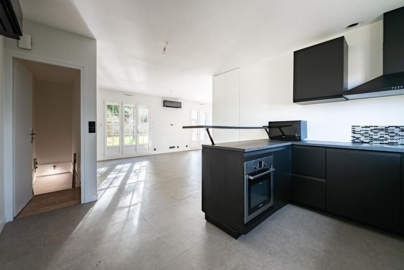 Maison - 111 m² - 5 pièces