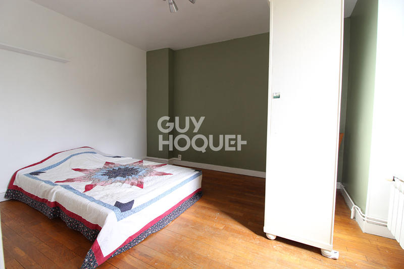 Maison - 211 m² - 8 pièces