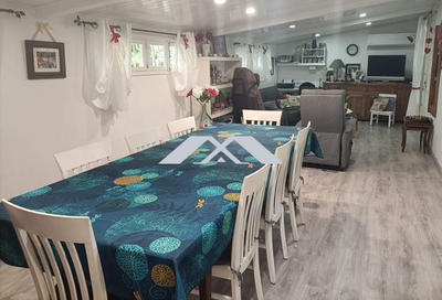 Maison traditionnelle - 148 m² - 5 pièces