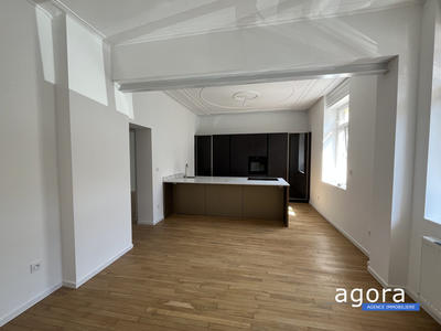 Maison - 191 m² - 8 pièces