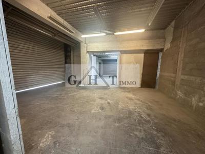 Entrepôt - 480 m²