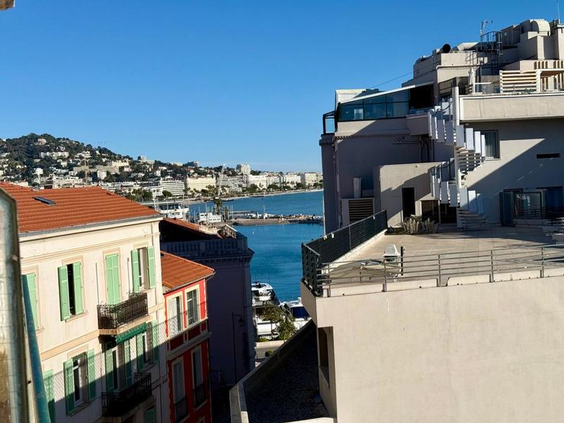 Appartement - 91 m² - 3 pièces