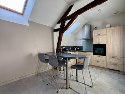 Maison - 95 m² - 4 pièces