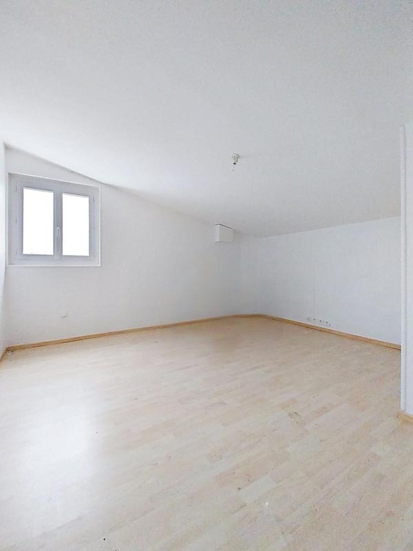 Maison - 160 m² - 8 pièces