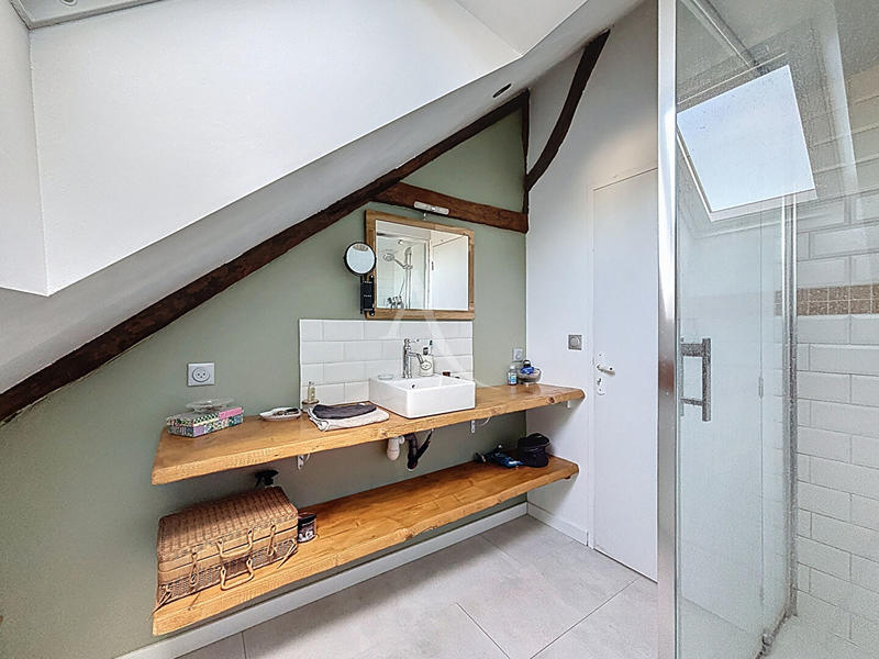 Maison - 103 m² - 5 pièces