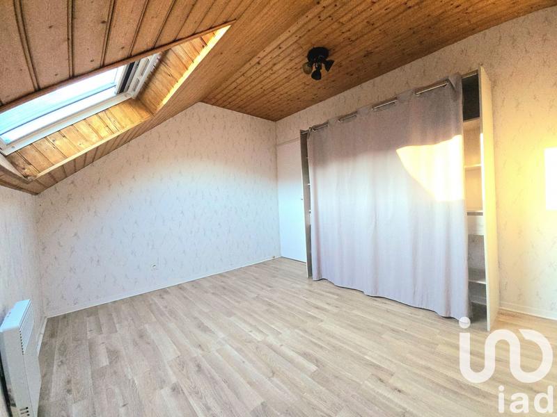 Appartement - 99 m² - 6 pièces