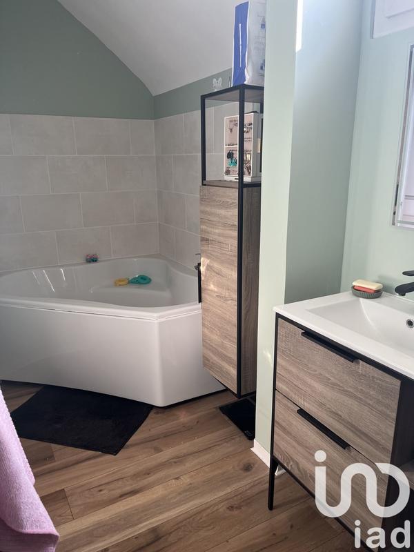 Maison - 97 m² - 4 pièces