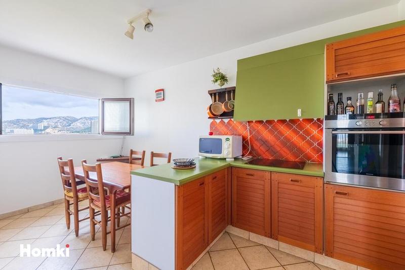 Appartement - 105 m² - 5 pièces