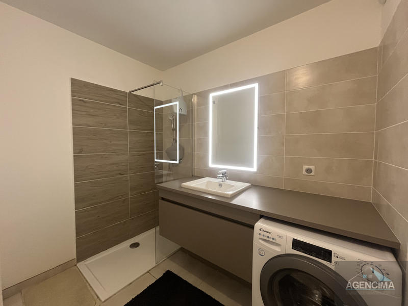 Appartement - 61 m² - 3 pièces