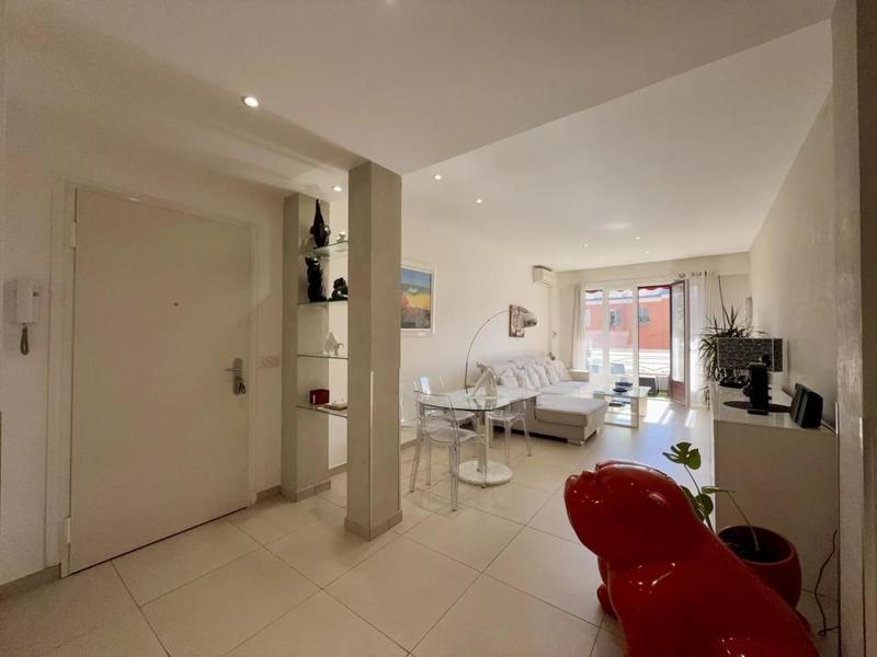 Appartement - 83 m² - 3 pièces