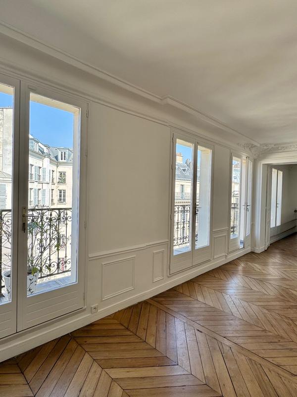 Appartement - 104 m² - 4 pièces