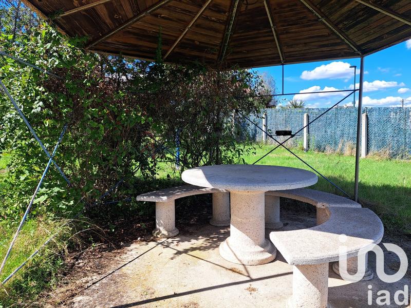 Maison - 92 m² - 5 pièces