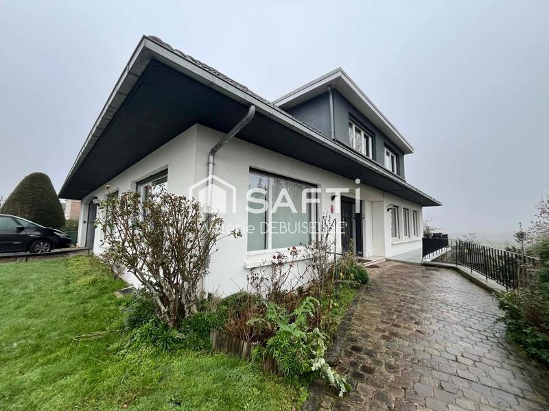 Maison - 180 m² - 10 pièces