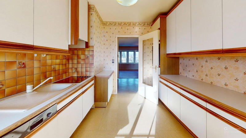 Appartement - 96 m² - 5 pièces