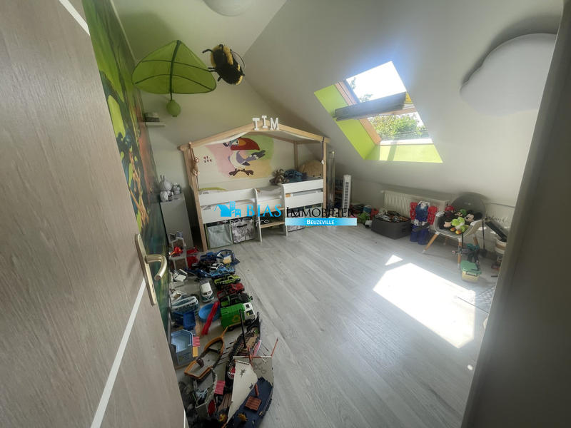 Maison - 110 m² - 6 pièces