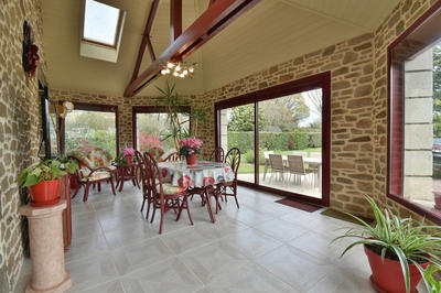 Maison - 241 m² - 7 pièces