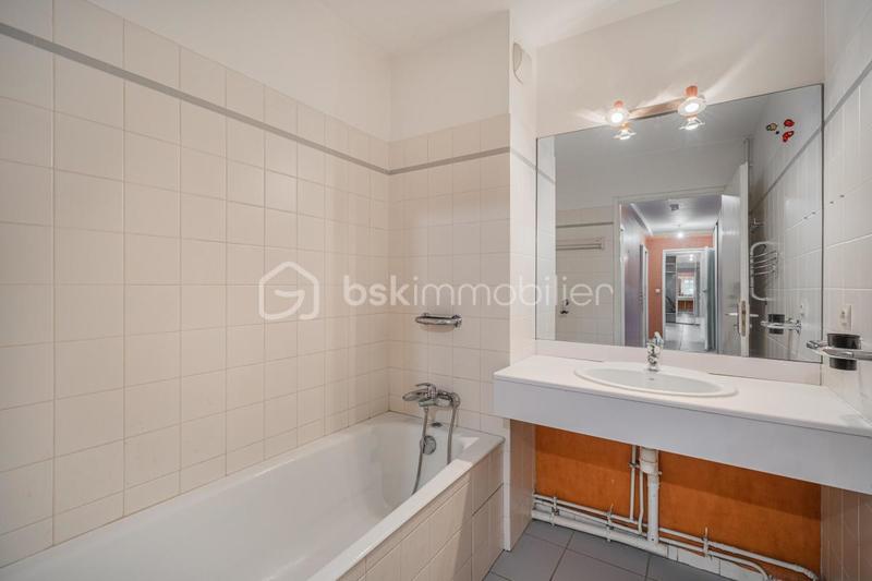 Appartement - 103 m² - 5 pièces