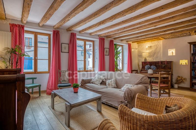 Maison de ville - 280 m² - 10 pièces