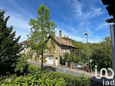 Maison - 230 m² - 11 pièces