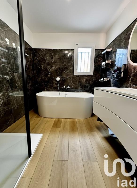 Maison - 162 m² - 6 pièces