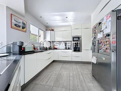 Maison - 118 m² - 4 pièces