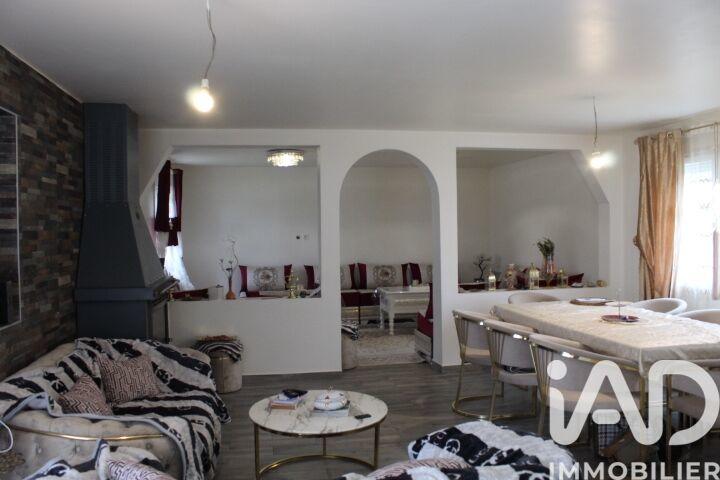 Maison - 167 m² - 5 pièces