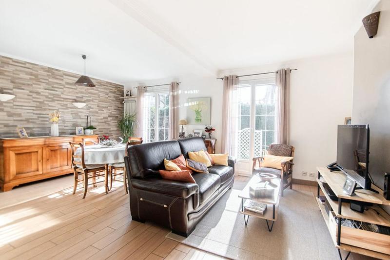 Maison - 82 m² - 5 pièces