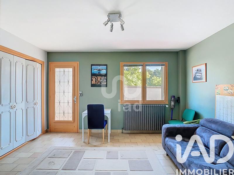 Maison - 210 m² - 7 pièces