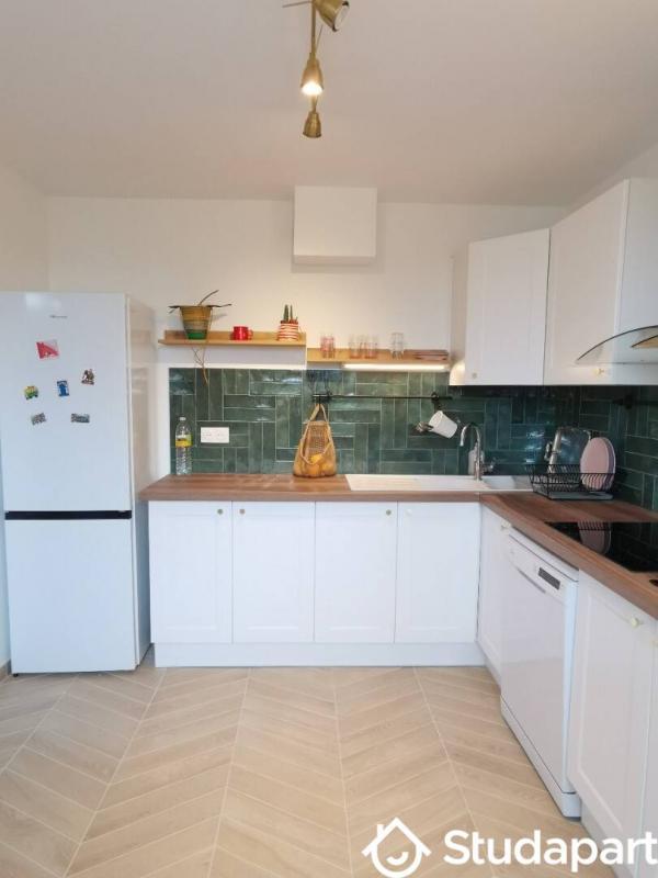 Chambre - 15 m² - 1 pièce