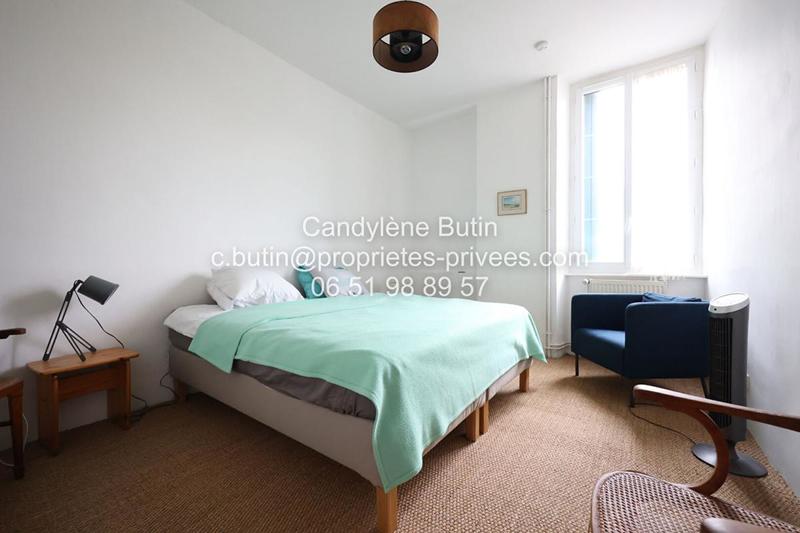 Maison - 320 m² - 12 pièces