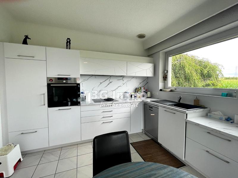 Villa - 105 m² - 6 pièces