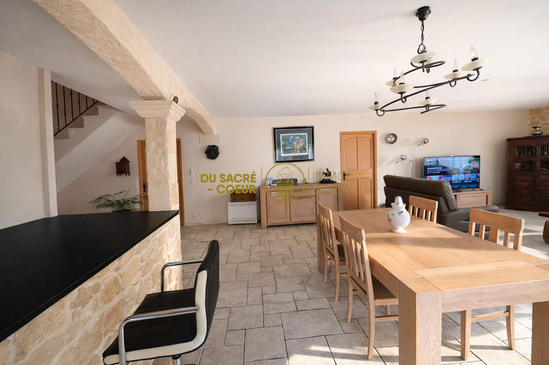 Villa - 183 m² - 5 pièces