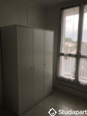 Chambre - 9 m² - 1 pièce