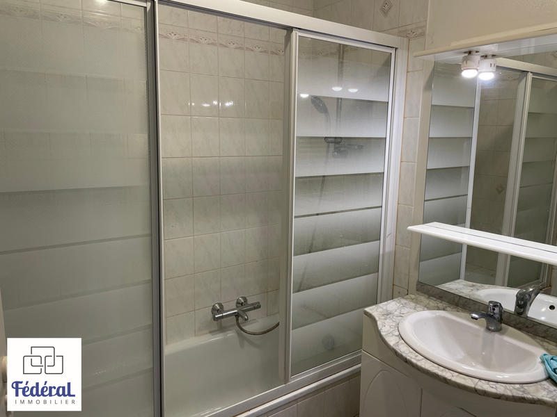 Appartement - 60 m² - 2 pièces