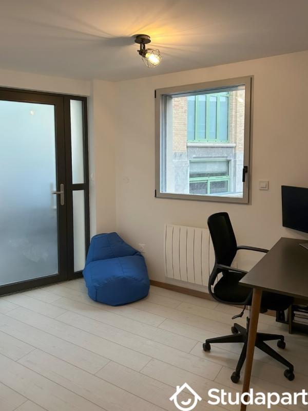 Chambre - 15 m² - 1 pièce