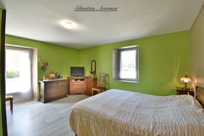 Propriété - 260 m² - 8 pièces