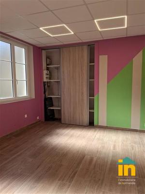 Appartement - 122 m² - 8 pièces