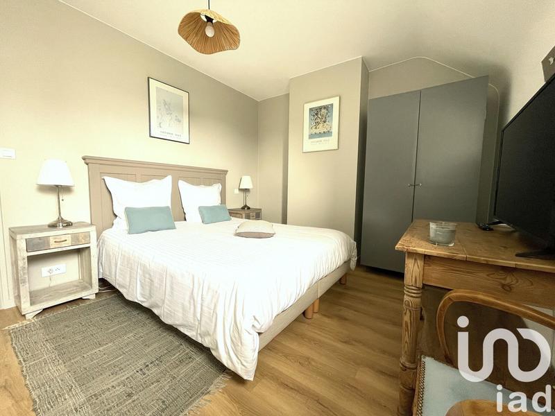 Maison - 387 m² - 15 pièces