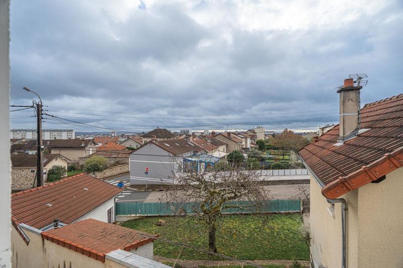 Maison - 194 m² - 7 pièces