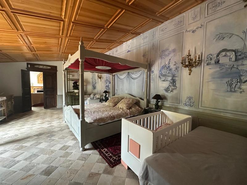 Villa - 292 m² - 8 pièces