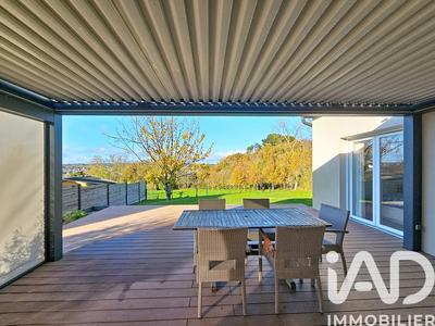 Maison - 150 m² - 7 pièces