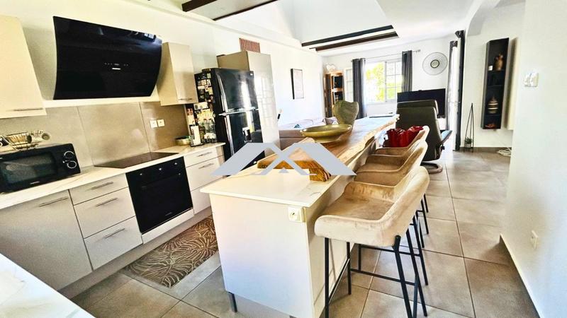 Villa - 142 m² - 4 pièces