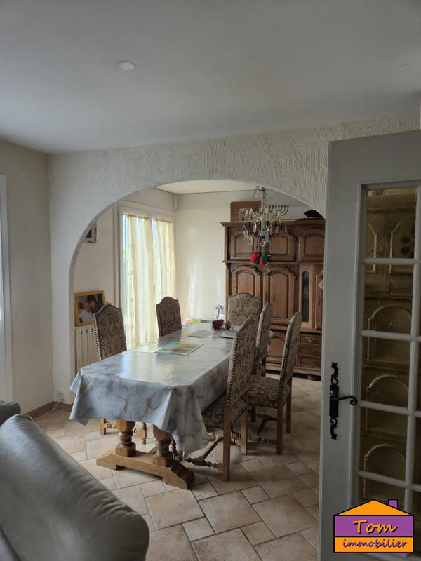 Maison traditionnelle - 98 m² - 4 pièces