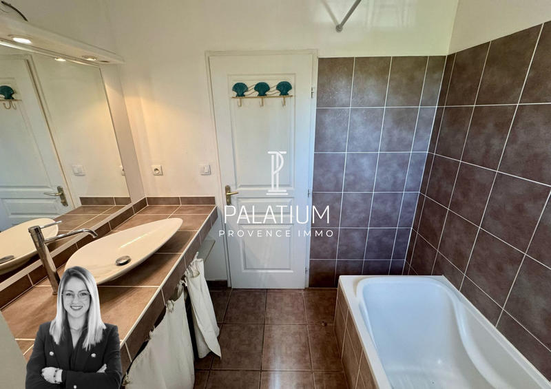 Appartement - 84 m² - 4 pièces