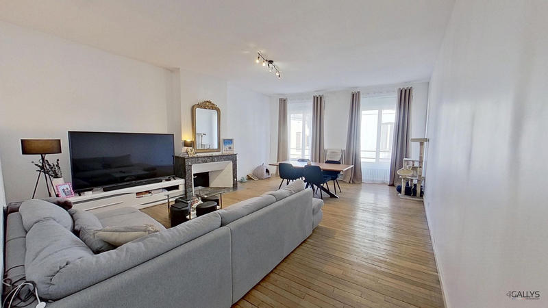 Maison ancienne - 282 m² - 7 pièces