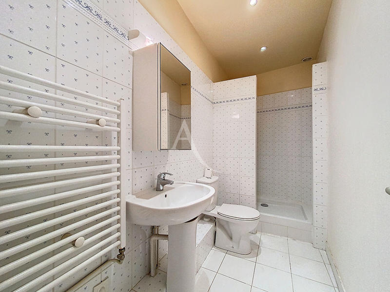 Appartement - 177 m² - 5 pièces