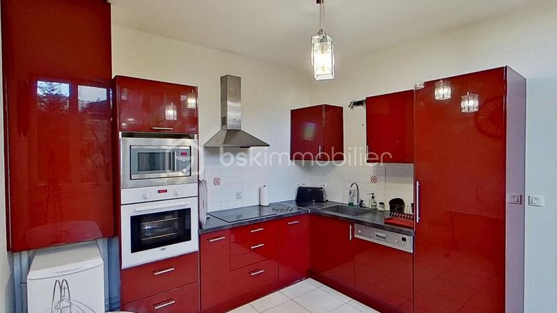 Immeuble - 295 m² - 14 pièces