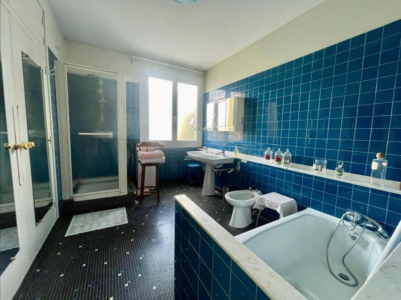 Appartement bourgeois - 185 m² - 5 pièces