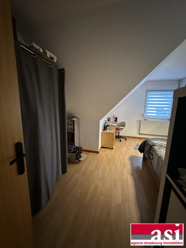 Maison contemporaine - 228 m² - 10 pièces