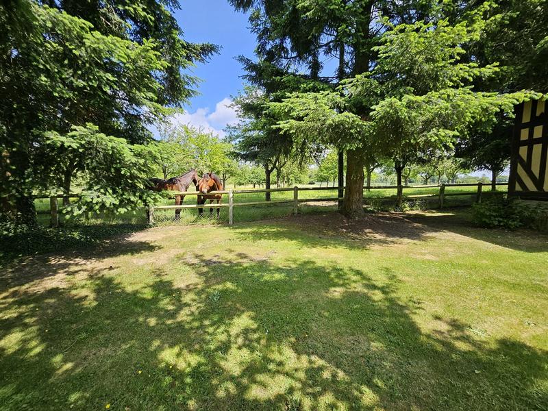 Maison traditionnelle - 176 m² - 7 pièces